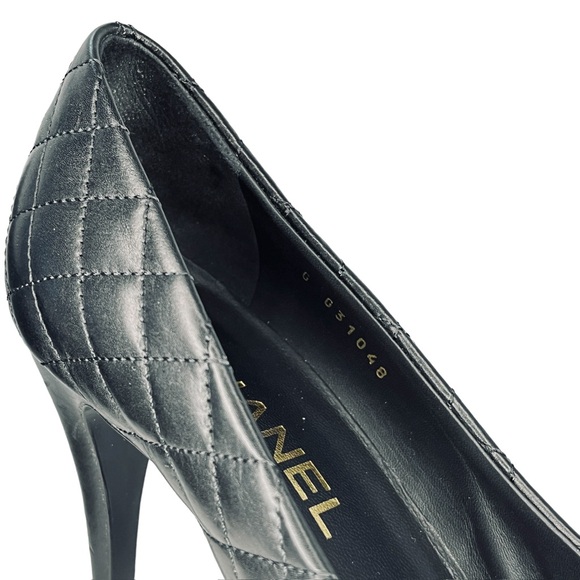 CHANEL Quilted Camellia Cap Toe Pumps (EU 38) - Picture 13 of 15